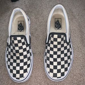 CHECKERED VANS